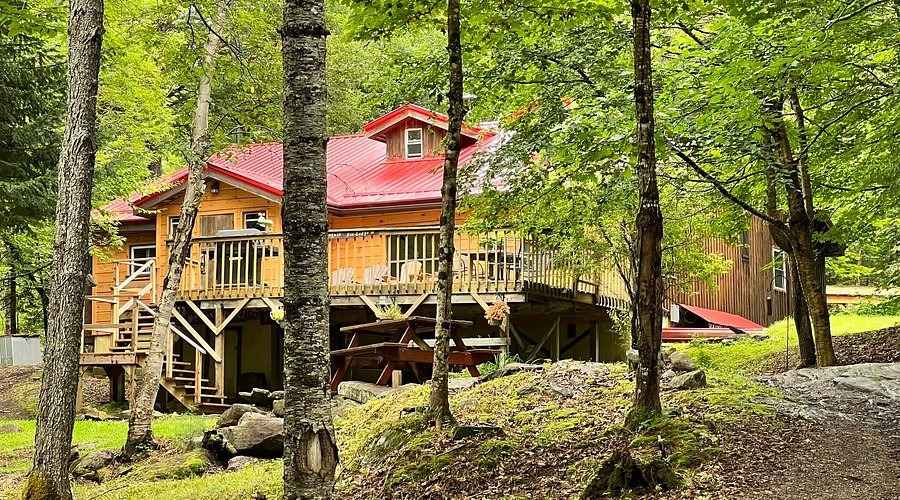 Algonquin Eco-Lodge